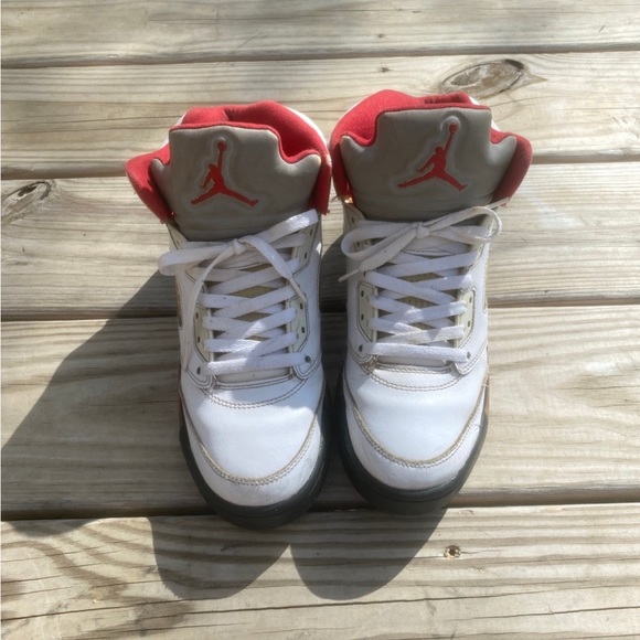 Jordan 5 Fire red size 7y - Picture 5 of 6